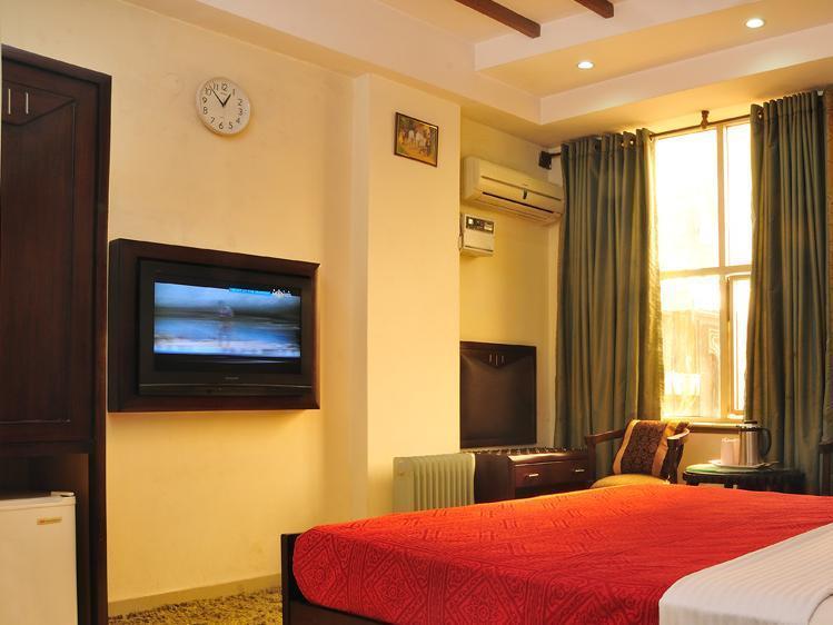 Hotel Today International Yeni Delhi Dış mekan fotoğraf